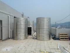 點擊查看“廣州速爾物流15噸浩通空氣能熱泵熱水工程安裝現場”大圖效果 廣州速爾物流15噸浩通空氣能熱泵熱水工程安裝現場