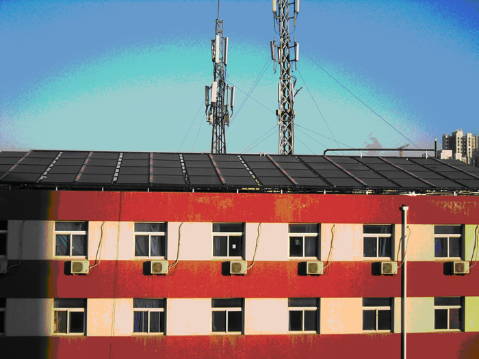 �WУ̫��ܟ�ˮ����ϵ�y��Q����